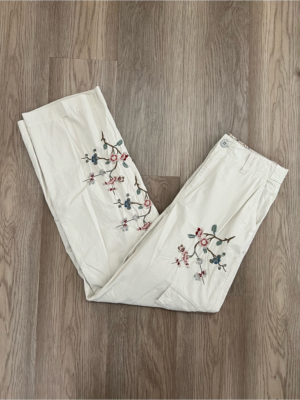 Sundance Embroidered Floral Cargo Pants Size 4 Ivory Cotton Boho Cottage